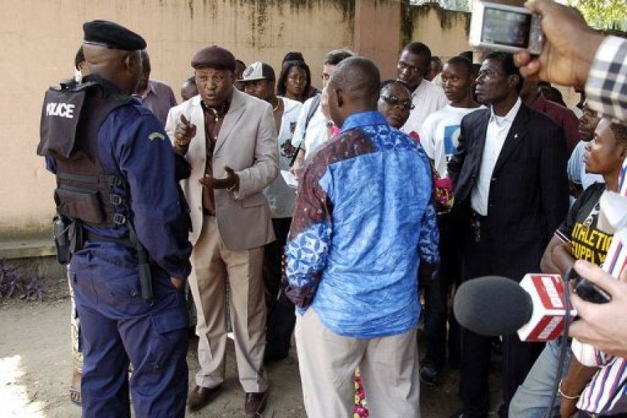 RDC: la police interdit l’accès à une conférence de presse de Tshisekedi