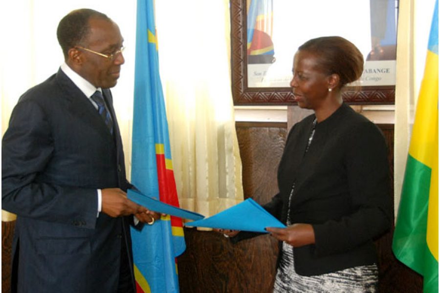 Le Rwanda et le « gouvernement » de Kinshasa : la main dans la main