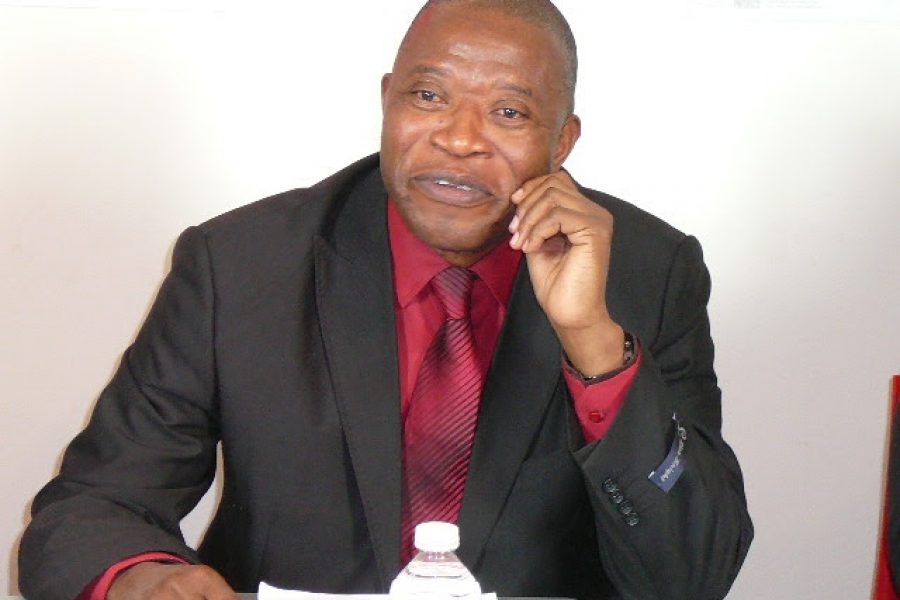 Réponse du berger à la bergère: le Prof André Mbata corrige le journaliste Omer Nsongo die Lema