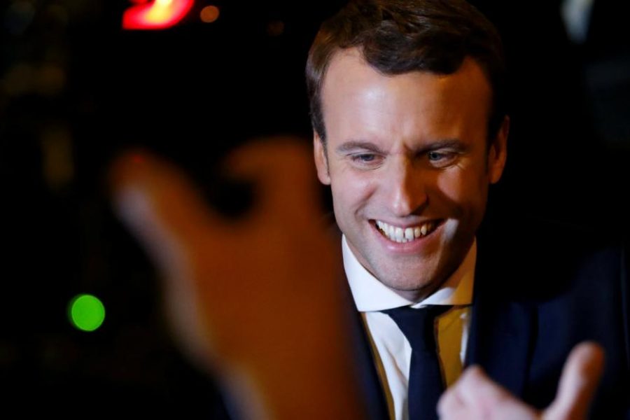 Macron  ou le triomphe de la guerre contre la démocratie
